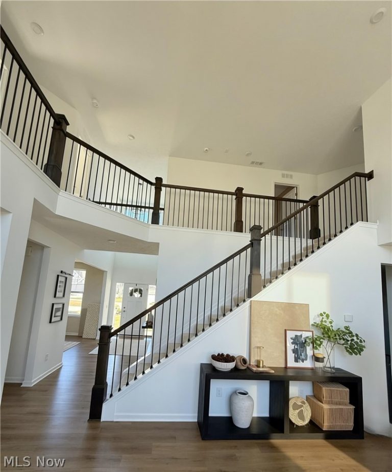 509 Forecastle Court, Avon Lake, OH - Photo 2