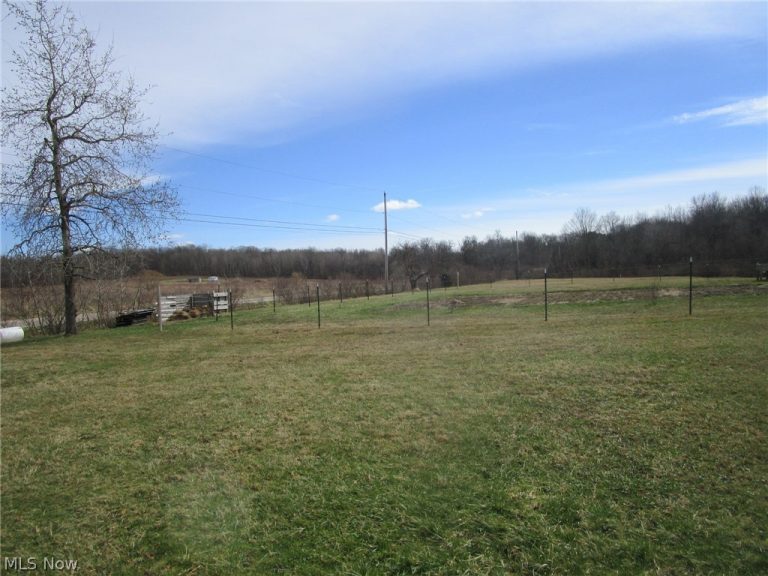 3644 Plymouth Ridge Road, Kingsville, OH - Photo 8
