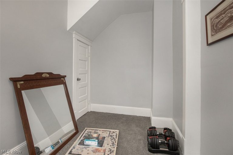 6606 Fir Avenue, Cleveland, OH - Photo 5