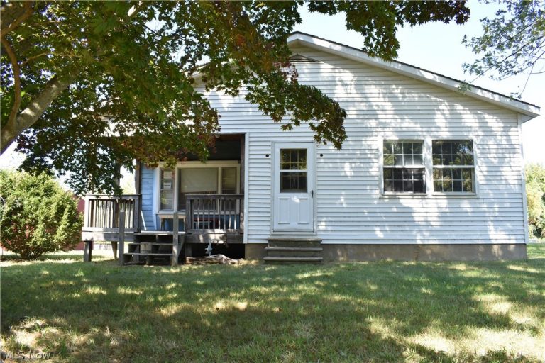 5309 Ridge Road, Ashtabula, OH - Photo 2