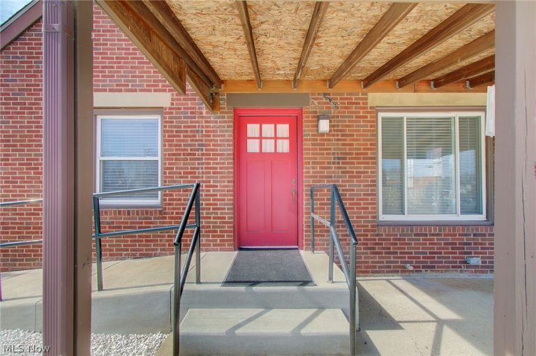 1933 Whipple Avenue, Canton, OH - Photo 8