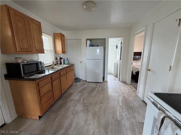 7222 Wright Avenue, Oakwood, OH - Photo 4
