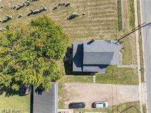 223 Maple Street, Hartville, OH - Photo 6