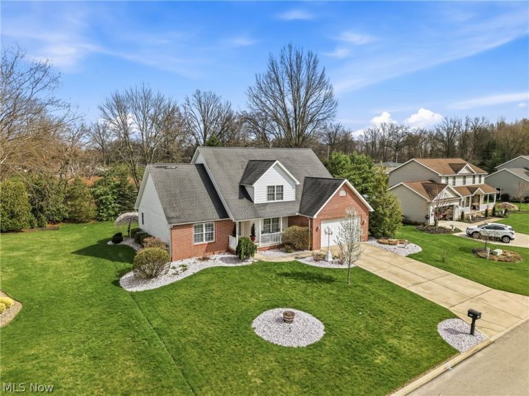 297 Country Club Drive, Warren, OH - Photo 2
