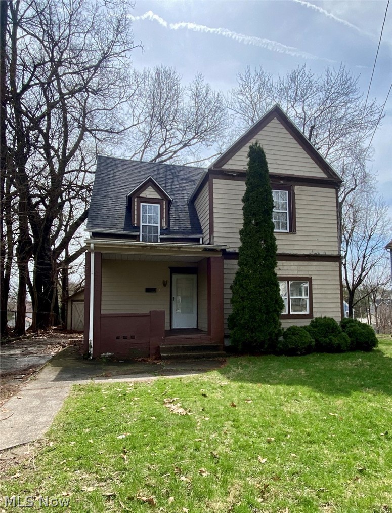 390 Doyle Street, Akron, OH