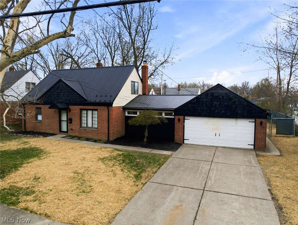 262 324th Street, Willowick, OH