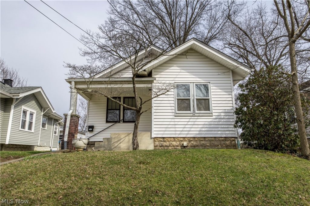 475 Sullivan Avenue, Akron, OH