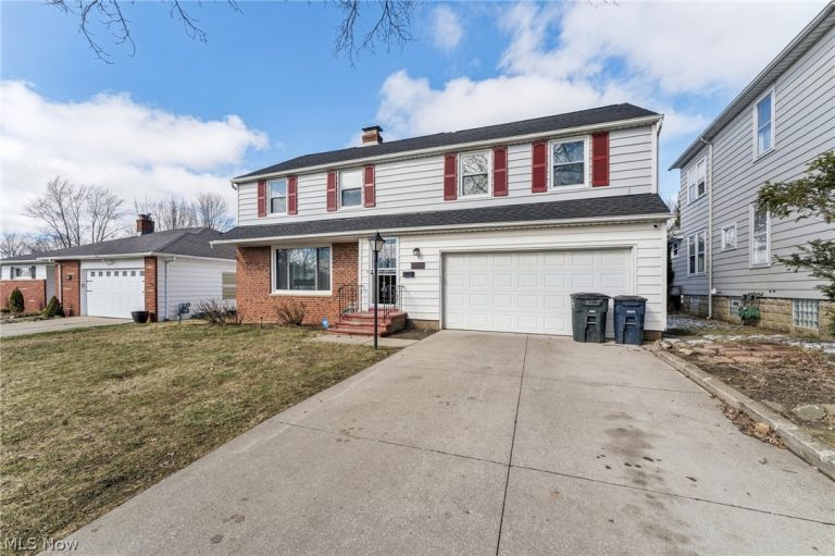 5039 Fairlawn Road, Lyndhurst, OH - Photo 4