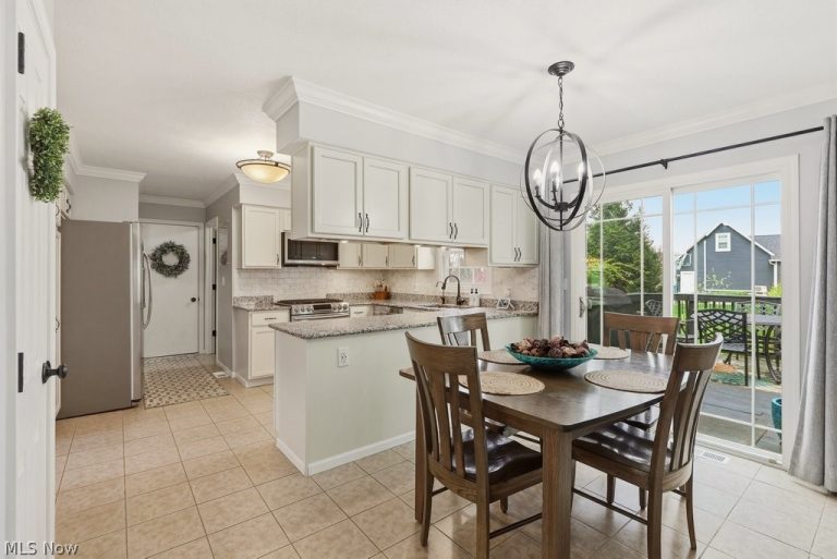 1936 Ashley Drive, Hudson, OH - Photo 8