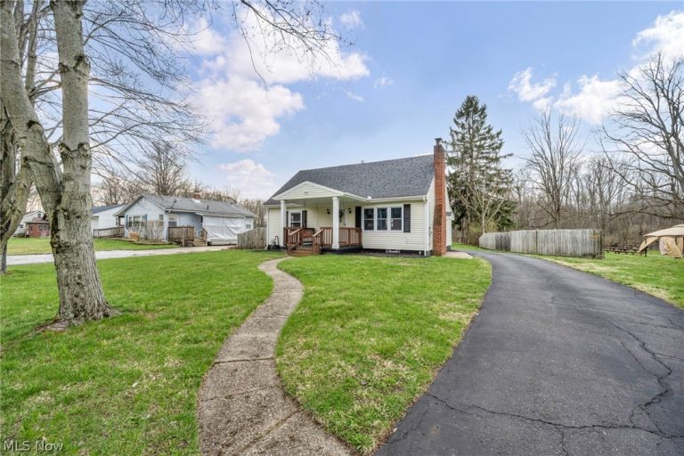 1412 Redbush Road, Akron, OH - Photo 5