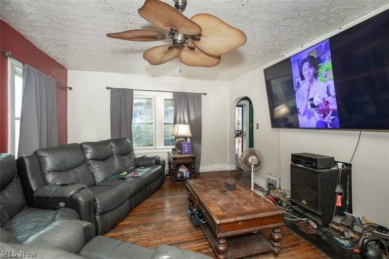 13407 Third Avenue, East Cleveland, OH - Photo 4