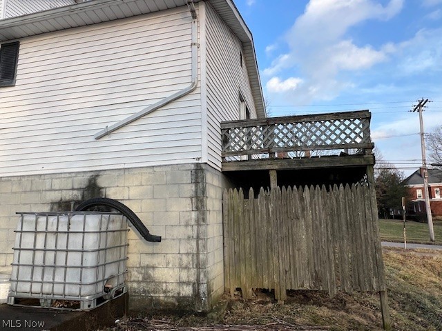 202 Walton Avenue, Barnesville, OH - Photo 6