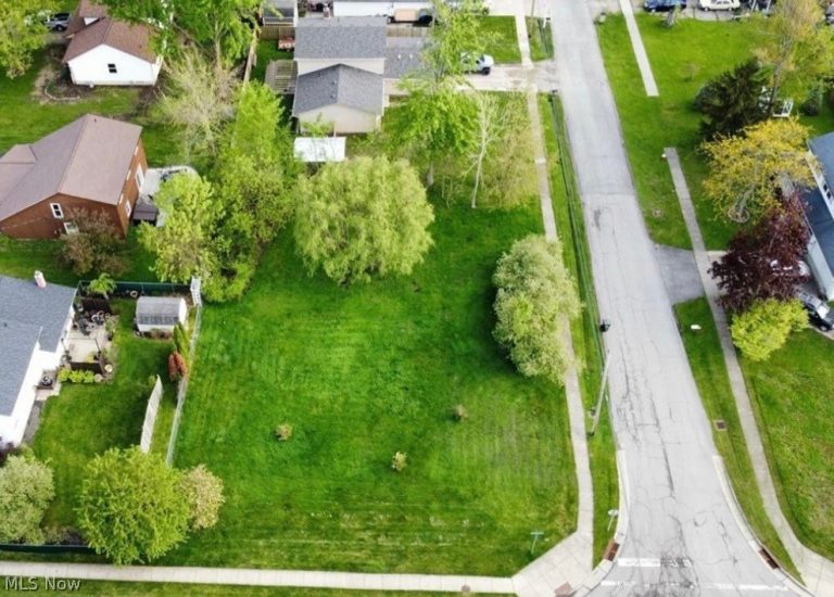 Pasadena Avenue, Sheffield Lake, OH, 44054