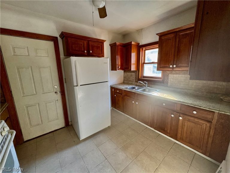 1355 West Boulevard #2, Cleveland, OH - Photo 4