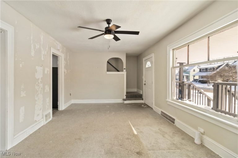 13409 Bartlett Avenue, Cleveland, OH - Photo 3