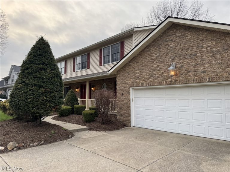 733 Austin Drive, Barberton, OH - Photo 3