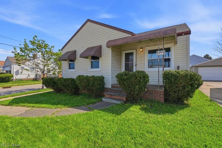 4919 Ridge Road, Brooklyn, OH - Photo 2
