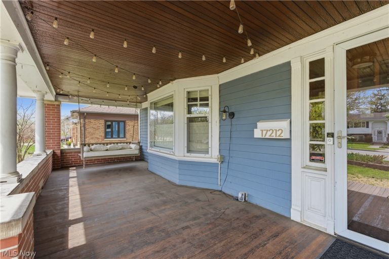 17212 Hilliard Road, Lakewood, OH - Photo 3