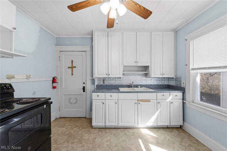 1627 118th Street, Cleveland, OH - Photo 8