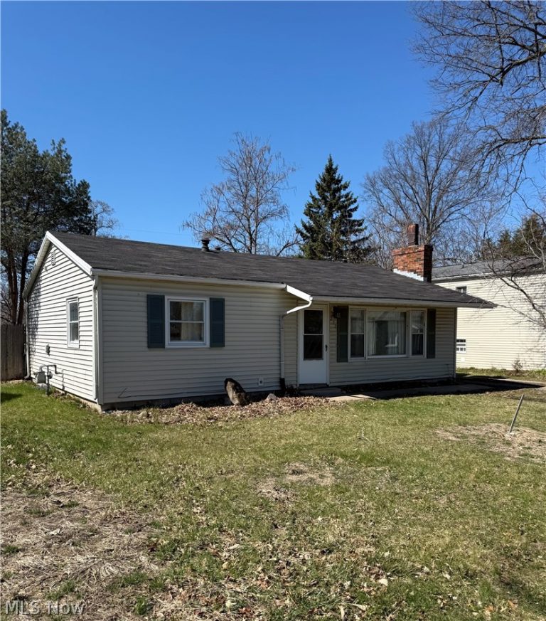 232 Parkland Boulevard, Vermilion, OH - Photo 2