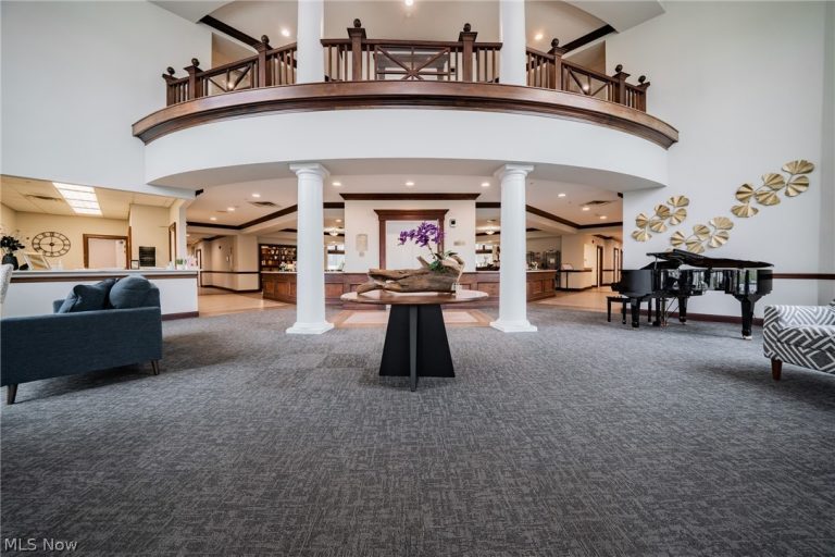 12799 Doula Lane, North Royalton, OH - Photo 2