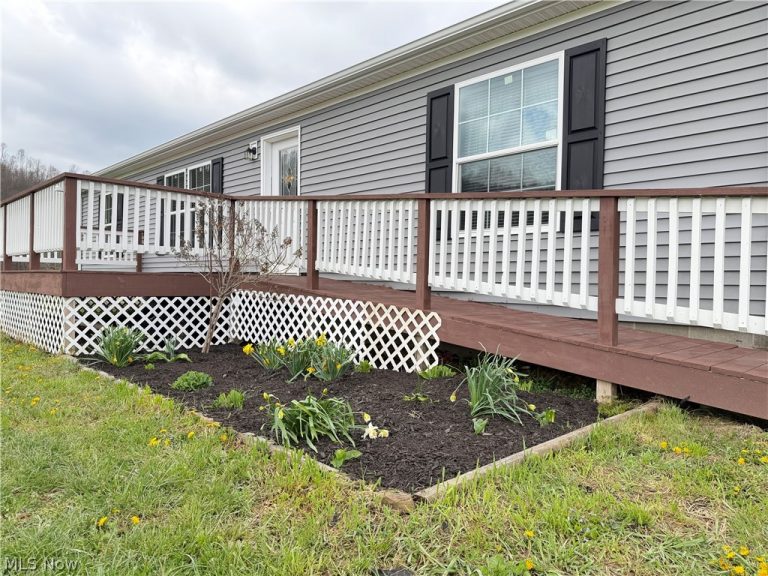 6995 Bill Johns Road, Newcomerstown, OH - Photo 2