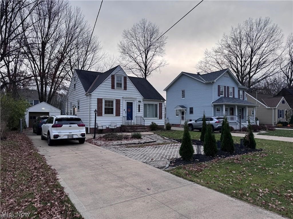 25725 Cook Road, Olmsted Falls, OH