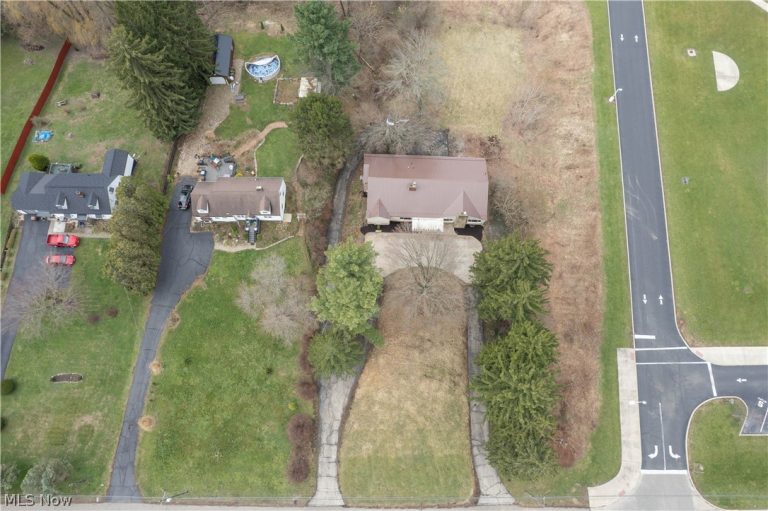 1940 Canton Road, Akron, OH - Photo 2