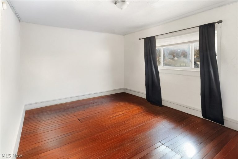 511 Brown Street, Akron, OH - Photo 6