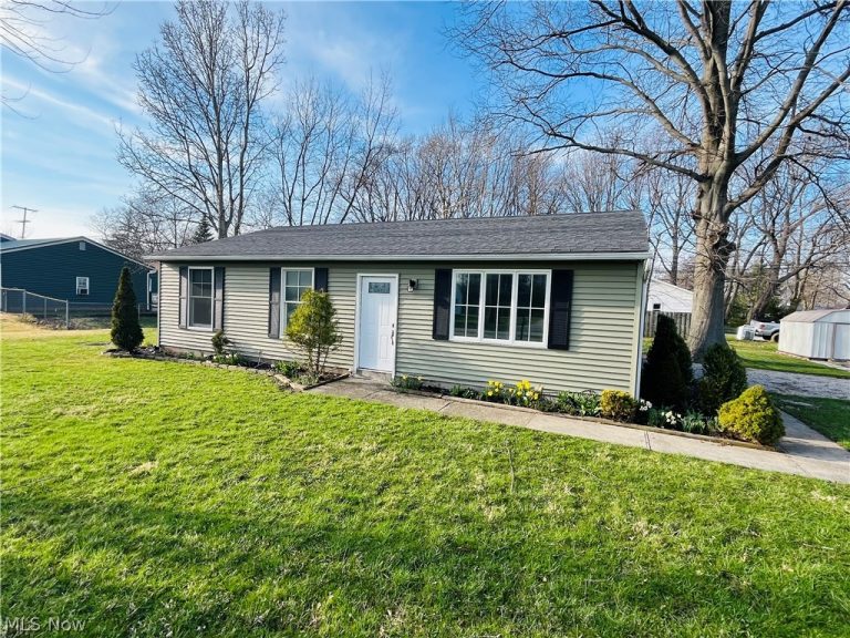 7063 Lake Road, Madison, OH - Photo 8