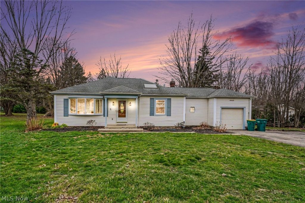 7714 Hopkins Road, Mentor, OH