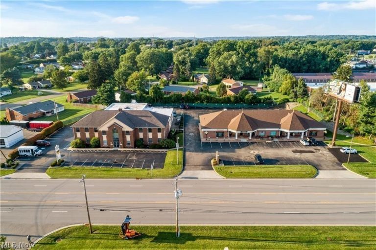 4463 Hills & Dales Road, Canton, OH - Photo 4