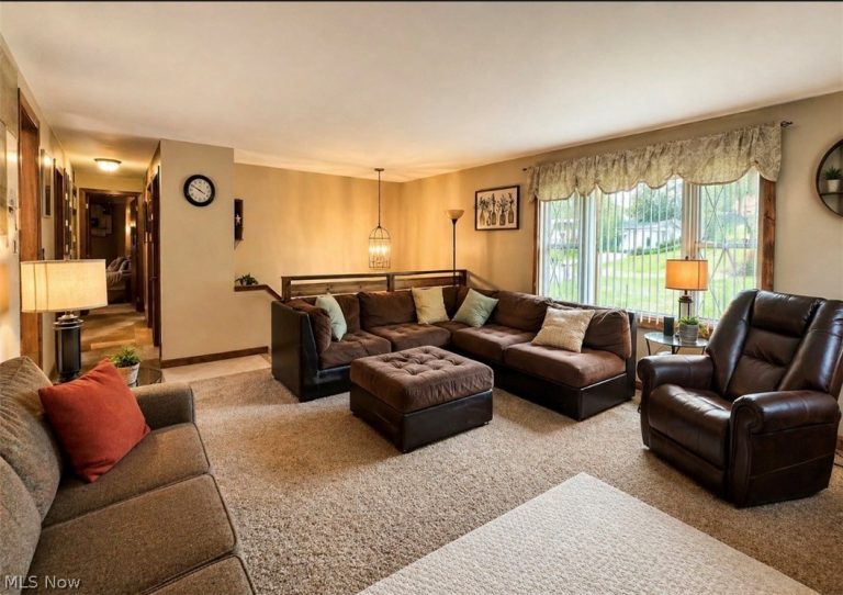311 Kelly Circle, Zanesville, OH - Photo 2