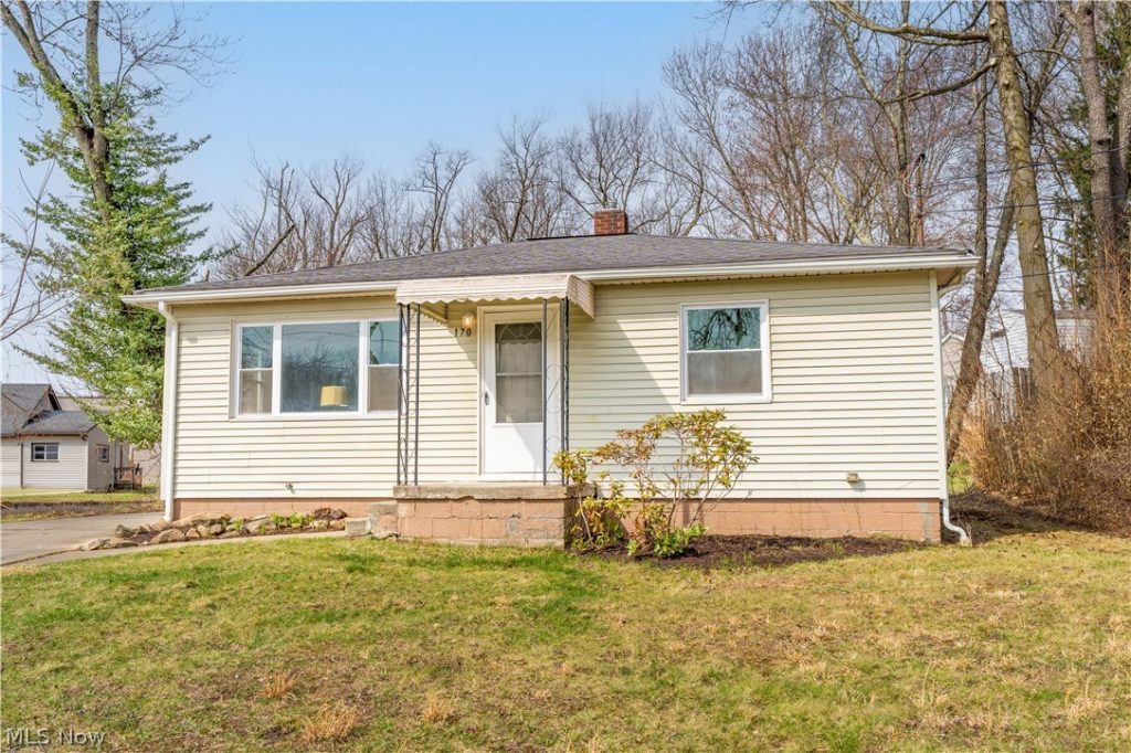 170 Thomas Road, Tallmadge, OH