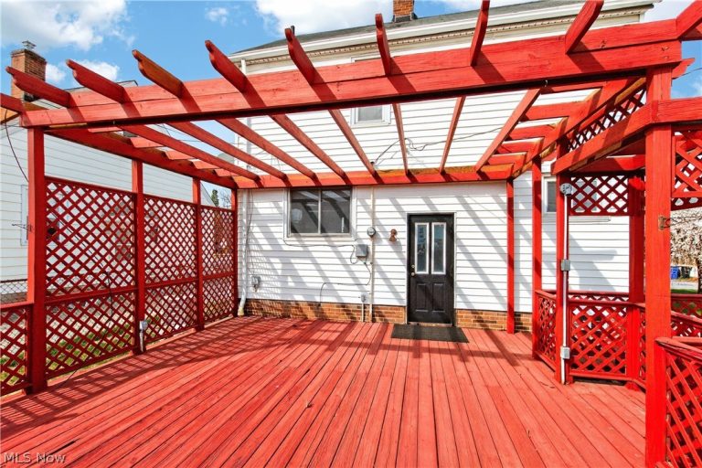 3145 138th Street, Cleveland, OH - Photo 8