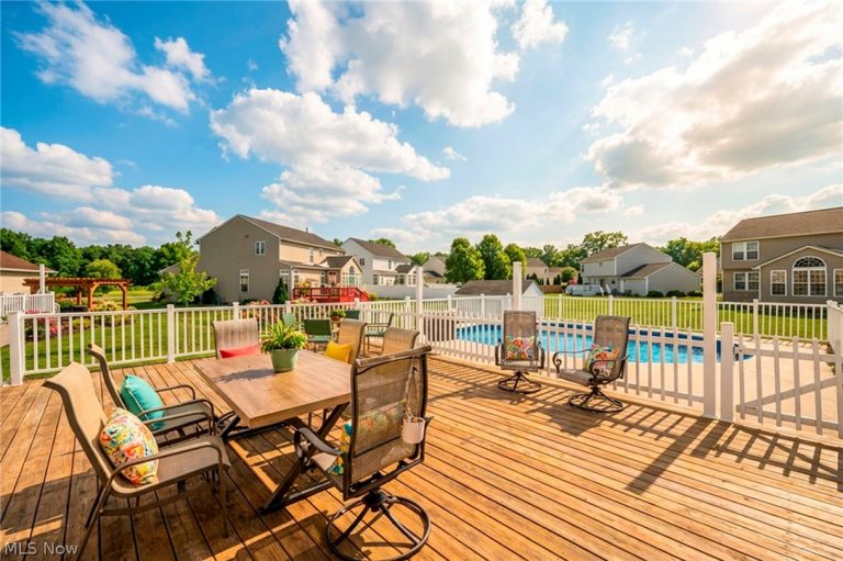 4253 Santina Way, Lorain, OH - Photo 4