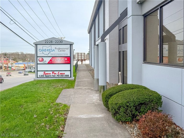2230 Sunset Boulevard, Steubenville, OH, 43952