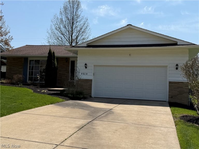 4614 Telhurst Road, South Euclid, OH - Photo 3
