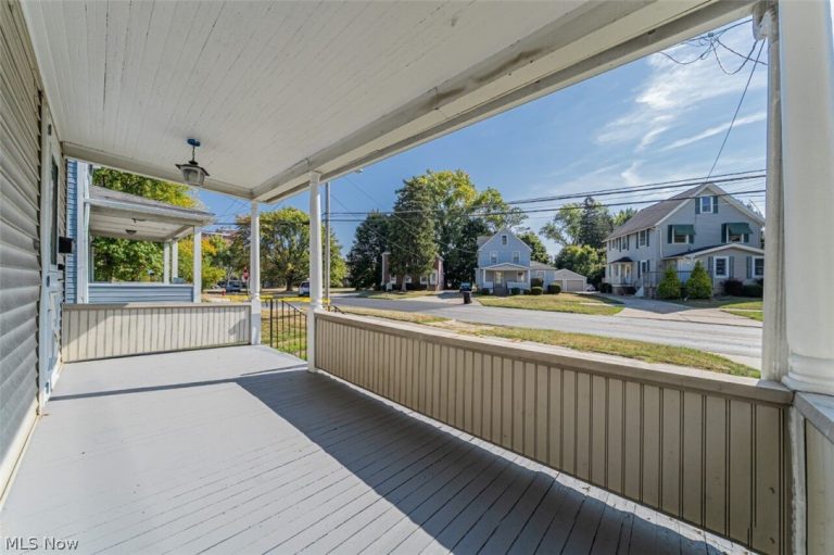 703 River Street, Elyria, OH - Photo 3