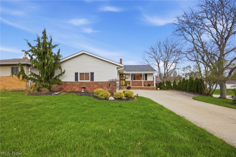 6033 Sweet Birch Drive, Bedford Heights, OH, 44146