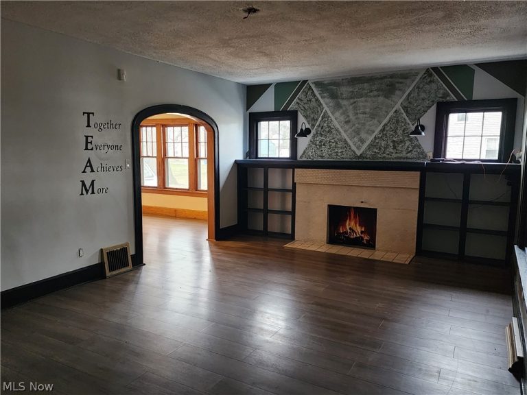 2301 Lyon Boulevard, Youngstown, OH - Photo 4