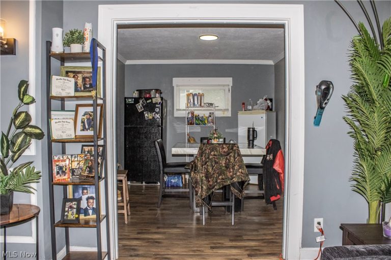 1532 Vassar Avenue, Canton, OH - Photo 5