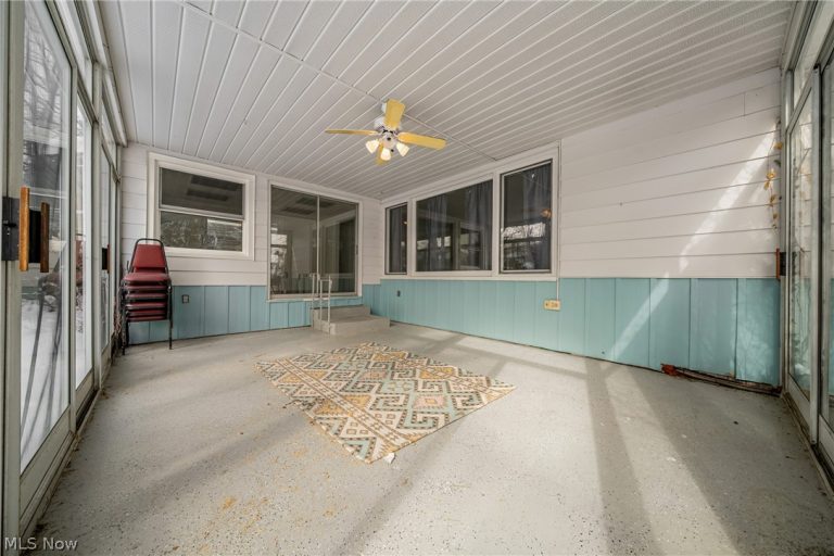 4602 College Road, South Euclid, OH - Photo 8