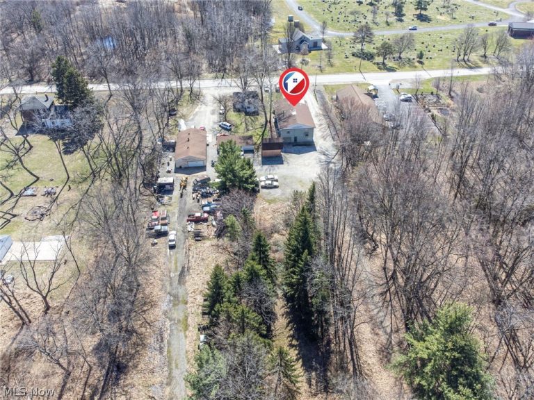 380 Ridge Road, Lorain, OH - Photo 6