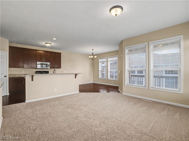 5820 Red Rock Court, Seven Hills, OH - Photo 3