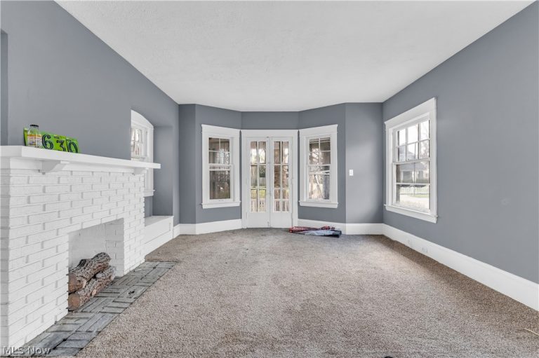 9303 Kempton Avenue, Cleveland, OH - Photo 3