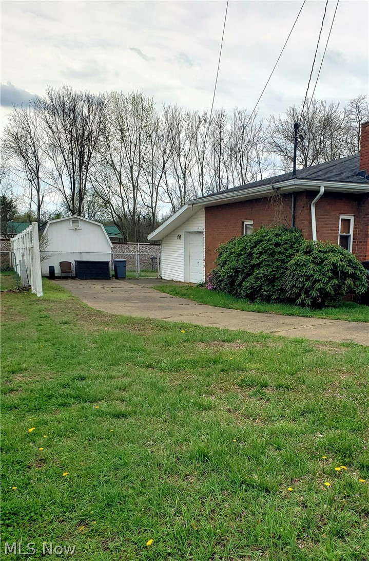 2313 Rockland Avenue, Belpre, OH - Photo 4