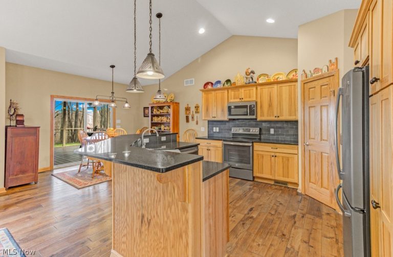 4293 Legend Road, Minerva, OH - Photo 8