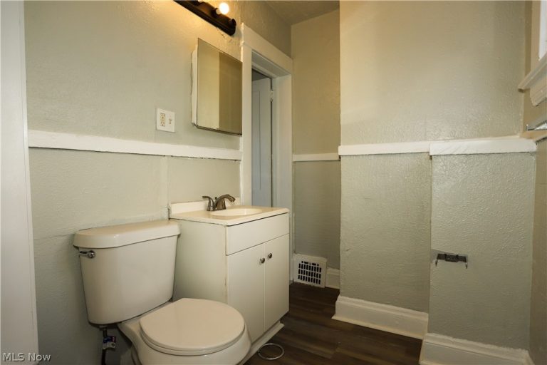 9409 Mount Auburn Avenue, Cleveland, OH - Photo 6