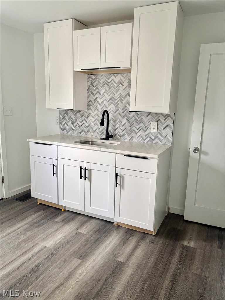 14119 Tuckahoe Avenue, Cleveland, OH - Photo 6